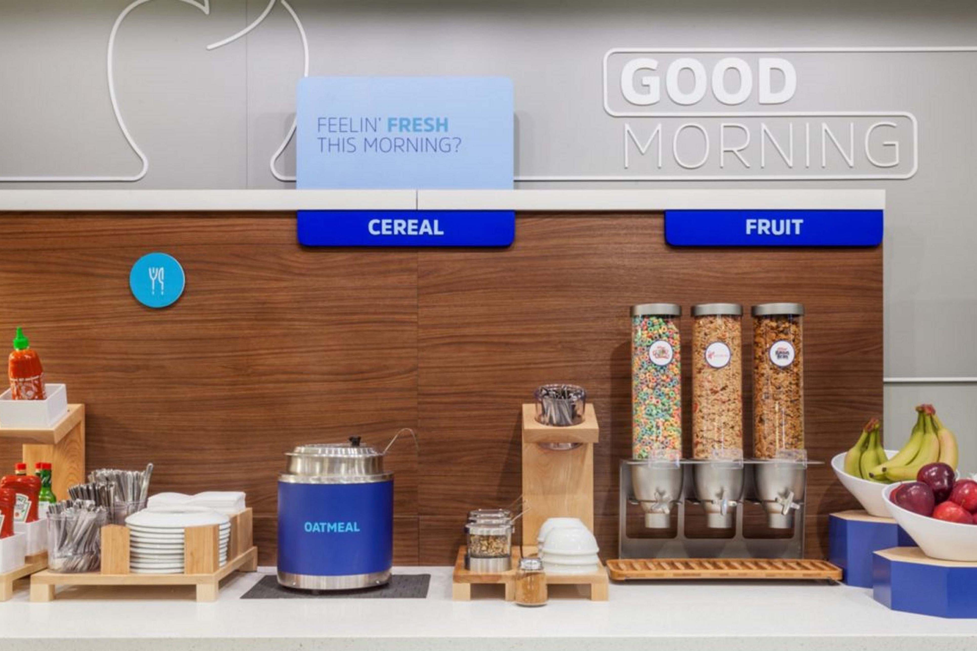 Holiday Inn Express & Suites San Diego - Mission Valley By Ihg Eksteriør billede
