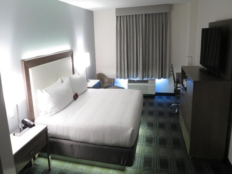 Holiday Inn Express & Suites San Diego - Mission Valley By Ihg Eksteriør billede